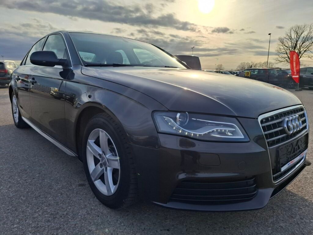 Audi A4 1.8TFSI 2012m Išsimokėtinai nuo 82€/mėn.