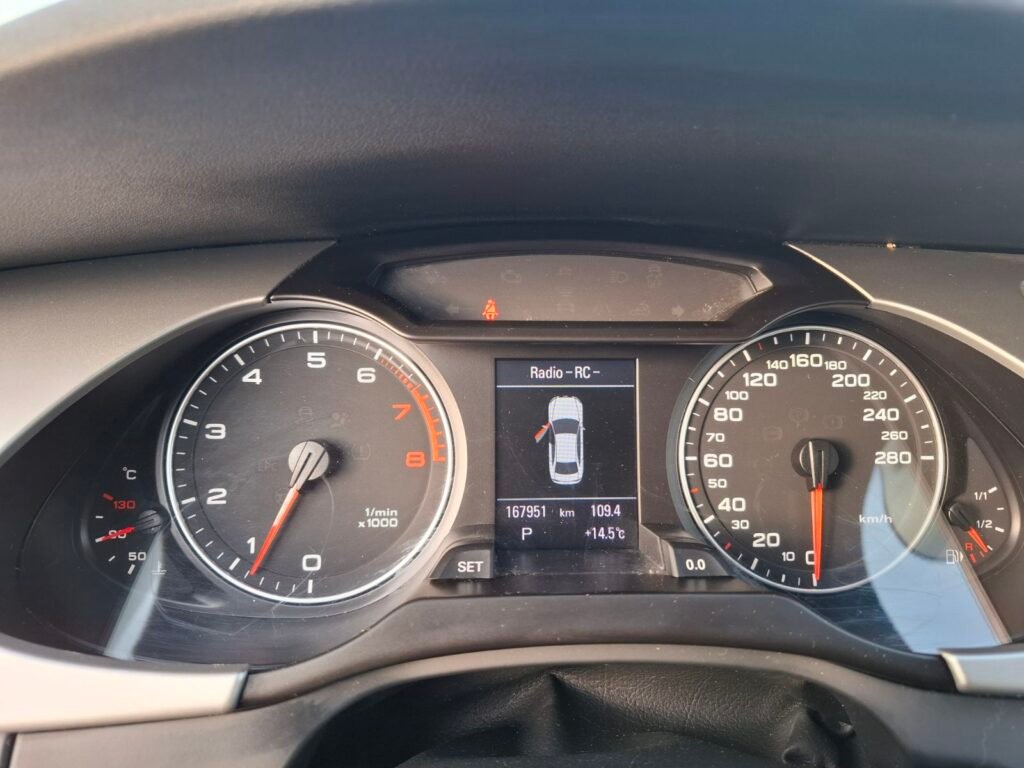 Audi A4 1.8TFSI 2012m Išsimokėtinai nuo 82€/mėn.